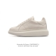 公司级 Alexandermcqueen 亚历山大 麦昆mcq 运动小白鞋厚底增高闪尾光滑牛皮平底鞋休闲鞋 时尚男女板鞋潮运动鞋 ，火爆到大街小巷无人不知，无人