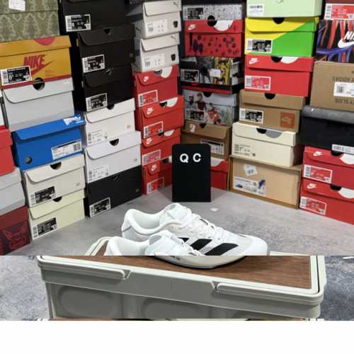 外贸版 Ad Adizero Evo Sl J P9300 阿迪超轻透气缓震跑鞋 #以令人难以置信的138克重量，刷新了跑鞋轻量化的记录，阿迪在材料科学和工艺技