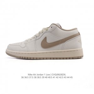 耐克 乔丹Air Jordan 1 Low Aj1 乔1 乔丹1代Aj1 低帮复古文化休闲运动篮球鞋。从1985 年面世的元年款汲取设计灵感，采用简洁大方的经典
