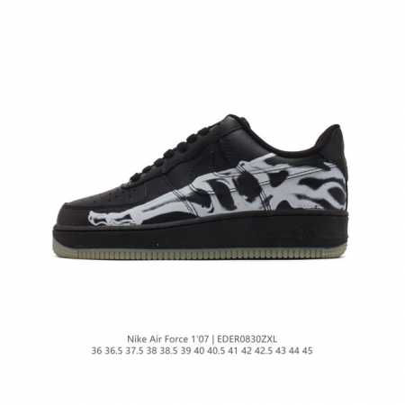 耐克 Nike Air Force 1 '07 Low 空军一号含气垫 低帮百搭厚底增高休闲运动板鞋。柔软、弹性十足的缓震性能和出色的中底设计，横跨复古与现代的 - 点击图像关闭