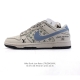 公司级 耐克 Nike Dunk Low Retro 运动鞋复古板鞋 路易威登联名。作为 80 年代经典篮球鞋款，起初专为硬木球场打造，后来成为席卷街头的时尚标