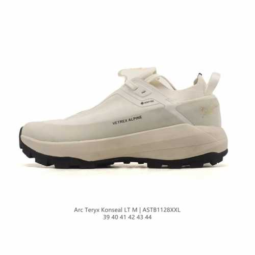 公司级 始祖鸟Arcteryxkonseallt 户外高性能超轻舒适透气 休闲运动徒步登山鞋 始祖鸟 这款Konseal 户外鞋的设计可应对多数技术路线和长途徒