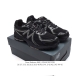 真标 NB 新百伦 New Balance ML860 V2 系列复古老爹风休闲运动慢跑。采用丝光猪巴皮革拼接透气网眼织物鞋面T-Beam大底提供足步弓支撑，保