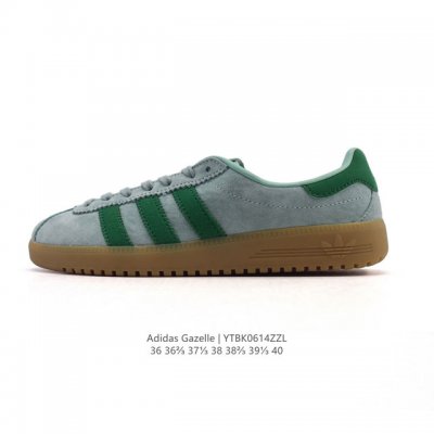 阿迪达斯 Adidas 三叶草Gazelle系列休闲鞋男女经典运动鞋，鞋身特殊的猪八皮革材质和简单百搭的特点，让 Gazelle 一直活跃在街头。T字鞋头、压模