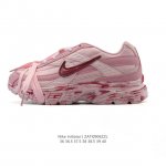 真标 带半码 Nike Initiaor 复古单品 专为实现舒适畅跑而打造，Nike Lnitiator跑步鞋采用透气鞋面，巧搭轻量中底，提供轻盈减震防护效果动