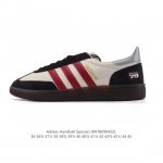 Adidas Handball Spezial 阿迪达斯经典款 复古休闲板鞋 全鞋采用反毛皮制作 牛筋耐磨大底 承载青春情怀的板鞋 经典三条杠装饰鞋侧 品牌辨识