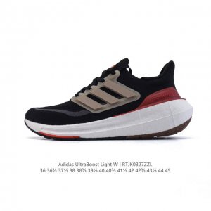 140 阿迪达斯 .老爹鞋 全新Adidas Ultra Light Boost 系列超轻升级，10周年新一代缓震运动跑鞋。在阿迪达斯Boost跑鞋面世十周年之