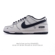 耐克 Nike Sb Dunk Low Pro 男女同款运动鞋复古板鞋。采用柔软皮革拼接鞋面，经久耐穿，塑就如元年款 Dunk 般的复古质感。鞋头透气孔，搭配鞋