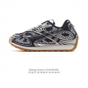 公司级 Bottega Veneta葆蝶家2025年春夏系列男女士Orbit运动鞋Bv运动鞋 传奇经典慢跑鞋,葆蝶家 Bottega Veneta 是意大利的奢 公司级 Bottega Veneta葆蝶家2025年春夏系列男女士Orbit运动鞋Bv运动鞋 传奇经典慢跑鞋,葆蝶家 Bottega Veneta 是意大利的奢