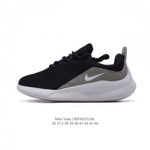 Nike Viale 耐克网面轻便舒适透气运动休闲跑步鞋。设计灵感源自马拉松跑步鞋，带来格外轻盈的脚感，以现代手法诠释快速理念。轻盈网眼鞋面结合合成材质翻毛皮，