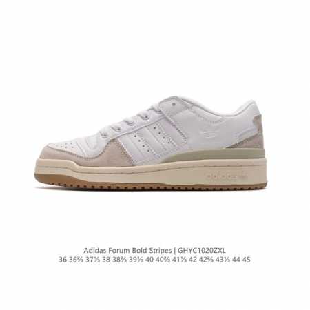 Adidas 阿迪达斯 三叶草 Forum Low 男女运动鞋 摩登演绎篮球风的经典鞋。英文的“Forum”，是进行表达的场所，在这里，可以释放自己的热情，阐述 - 点击图像关闭