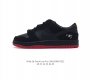 耐克 Nike Sb Dunk Low Pro 男女同款运动鞋复古板鞋 尽情迈步 彰显个性风采 采用牛仔布鞋面 经久耐穿 塑就如元年款 Dunk 般的复古质感