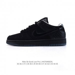 耐克 Nike Air Force 1 '07 Low 空军一号含气垫 小白鞋 低帮百搭厚底增高休闲运动板鞋。柔软、弹性十足的缓震性能和出色的中底设计，横跨复古