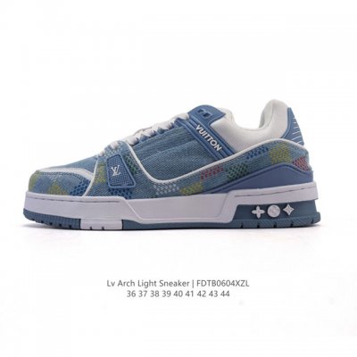 公司级 路易威登 Louis Vuitton Lv路易威登板鞋 2025年新款 时尚运动鞋潮厚底增高男女同款板鞋。舒适防滑底和百搭性霸屏整个时尚娱乐圈，细节调整