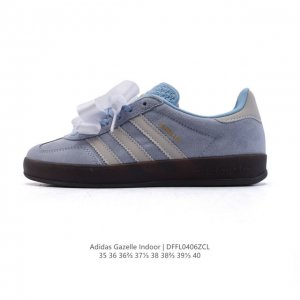 阿迪达斯 Adidas Originals Gazelle Indoor复古三叶草防滑透明橡胶板鞋经典运动鞋。这款经典鞋,忠于原版设计,缀撞色三条纹和鞋跟饰片。