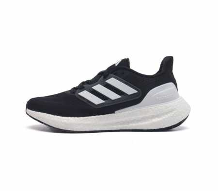 阿迪达斯adidas Pureboost 23W阿迪简约轻便透气爆米花休闲跑鞋 鞋款保持独特造型以及s型后跟设计 两侧支撑条提供安全稳定的支撑作用,后跟支撑片采 - 点击图像关闭