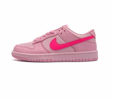 耐克 Nike Dunk Low Retro 运动鞋复古解构绑带板鞋 双鞋带 作为 80 年代经典篮球鞋款 起初专为硬木球场打造 后来成为席卷街头的时尚标杆 现 - 点击图像关闭