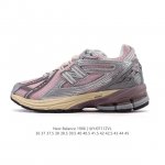 公司级 新百伦 New Balance M 6系列 复古运动鞋单品宝藏老爹鞋款。作为Nb最经典的档案鞋型之一，与2002一样， 6有着Nb最成熟的技术加持和复古
