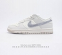 耐克 Nike Dunk Low 运动鞋nb系列经典复古滑板鞋 采用天然皮革 经久耐穿 塑就如元年款 Dunk 般的复古质感 鞋头透气孔 搭配鞋口和鞋舌形状 忠
