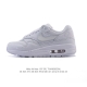 公司级耐克 Nike Air Max 1 ’87 Og 复刻复古休闲跑步鞋 气垫休闲运动鞋，这款鞋子不仅延续了耐克的经典设计，还融入了现代的舒适科技。轻盈的鞋身