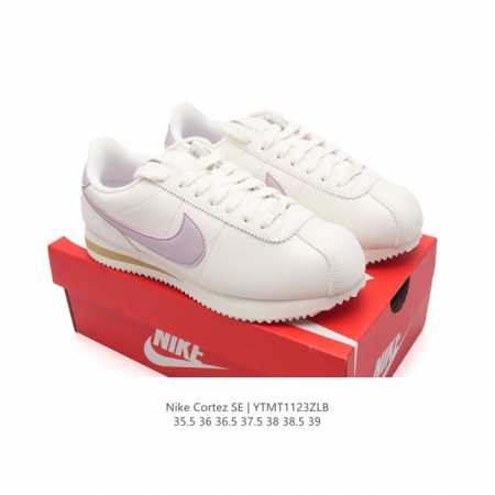 Nike Classic Cortez Nylon 耐克阿甘鞋男女子运动鞋。秉承元年款经典风格，糅合防水鞋面设计，令双足保持干爽舒适。防水锦纶鞋面强势抵御风雨侵 - 点击图像关闭