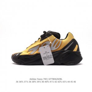 阿迪达斯 Adidas 中性yeezy 700 Mnvn 韭菜椰子 运动鞋 经典运动鞋，Yeezy 700 Mnvn 作为 Yeezy 家族的机能风十足的鞋型之