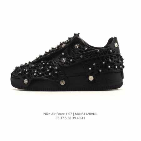 新品公司级 Nike 耐克正品Af1 X Swarovski联名时尚女板鞋Nike 再次与施华洛世奇合作带来全新 Swarovski X Nike Air Fo - 点击图像关闭