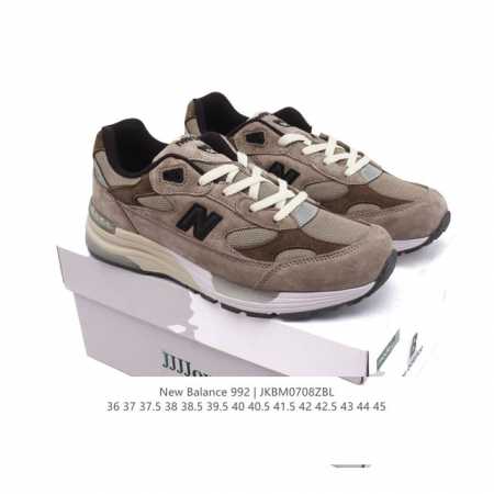 降价原价 元 公司级 新百伦New Balance 992 复古风格简约经典舒适百搭时尚休闲鞋缓震透气跑步鞋。鞋面采用猪皮革与织物相结合，尼龙网布在拼接工序上极 - 点击图像关闭