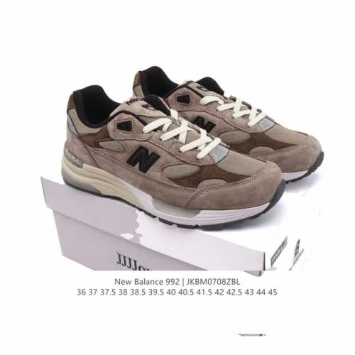 降价原价 元 公司级 新百伦New Balance 992 复古风格简约经典舒适百搭时尚休闲鞋缓震透气跑步鞋。鞋面采用猪皮革与织物相结合，尼龙网布在拼接工序上极