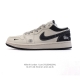 公司级 耐克 乔丹Air Jordan 1 Low Aj1 乔1 乔丹1代Aj1 低帮复古文化休闲运动篮球鞋，从1985 年面世的元年款汲取设计灵感，采用简洁大