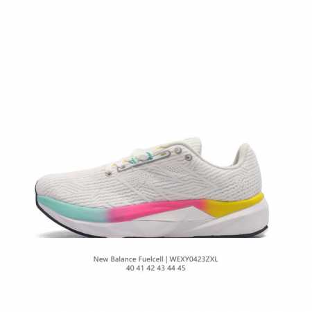新百伦 New Balance Nb 男鞋rc Elite系列wwwkerb4马拉松专业竞速碳板跑步鞋。搭载全新升级的全脚掌，Fuelcell科技中底，其优秀的 - 点击图像关闭