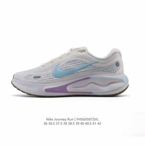 公司级 耐克 Nike Journey Run 女子透气公路运动跑步鞋 厚底增高老爹鞋 搭载柔软厚实的 Comfiride 泡绵缓震配置，助你征服充满挑战的路面