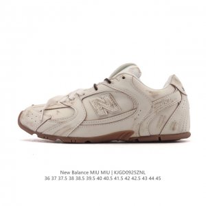 新百伦 Miumiu X New Balance 2025年联名 Nb系列跑步鞋 New Balance X Miu Miu 530 Sl 透气皮革鞋面运动鞋，