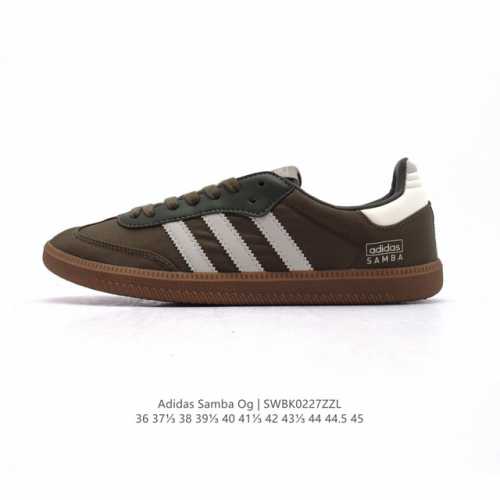 真标 阿迪达斯 德训鞋 Adidas Originals Samba Og Shoes 经典运动鞋小白鞋 T头鞋 男女鞋 彰显休闲摩登风情的时尚经典鞋。它诞生于