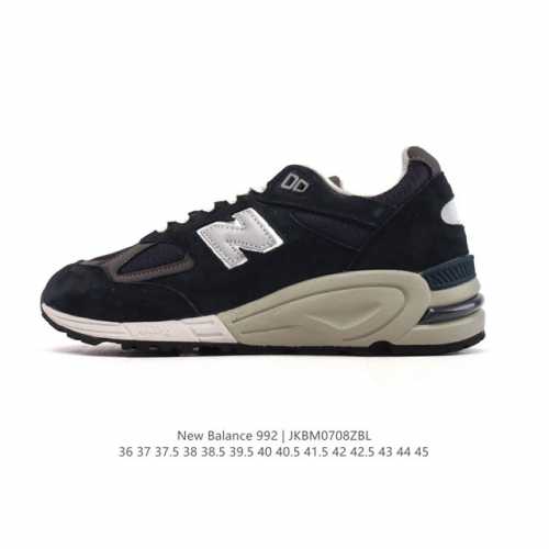 降价原价 元 公司级 新百伦New Balance 992 复古风格简约经典舒适百搭时尚休闲鞋缓震透气跑步鞋。鞋面采用猪皮革与织物相结合，尼龙网布在拼接工序上极