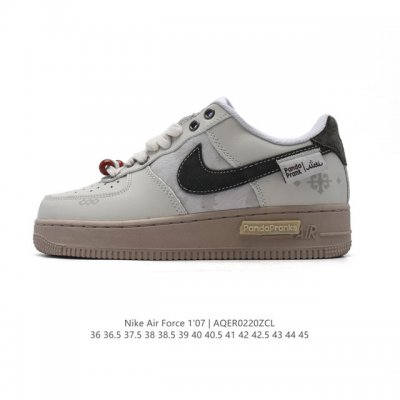 耐克Nike Air Force 1 Low 空军一号 Af1 Panda 小白鞋 低帮百搭厚底增高休闲运动板鞋。柔软、弹性十足的缓震性能和出色的中底设计，横跨