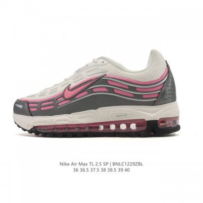 Nike耐克女鞋 秋冬款 Cdg X Nike Air Max Tl 2.5 联名款复古风气垫跑鞋 缓震运动鞋 侃爷亲穿同款！鞋身自带大量 3M 反光细节，光线