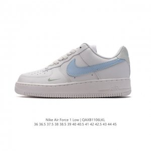 耐克 Nike Air Force 1 '07 Low 空军一号含气垫 低帮百搭厚底增高休闲运动板鞋。柔软、弹性十足的缓震性能和出色的中底设计，横跨复古与现代的