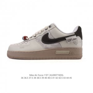 耐克 Nike Air Force 1 '07 Low 空军一号含气垫 小白鞋 2025年 蛇年新款 低帮百搭厚底增高休闲运动板鞋。柔软、弹性十足的缓震性能和出