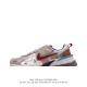 nike 耐克 V2K Run 减震防滑 复古低帮运动跑步鞋 超火复古跑鞋，采用太空革组合呼吸网眼布鞋面材质，搭载正确4层组合底模，嵌入tpu加固稳定模块,双层