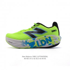 公司级 新百伦 New Balance Fresh Foam X 1080 V14 男款舒适缓冲跑步运动鞋。这款鞋将可靠的舒适性和高性能相结合，为日常穿着和比赛