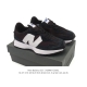 真标 Nb 新百伦 New Balance 327系列复古休闲运动慢跑鞋时尚男女运动鞋 以更纯粹的复古风格设计打造的全新造型 侧身还以解构设计，将 N 字标志以