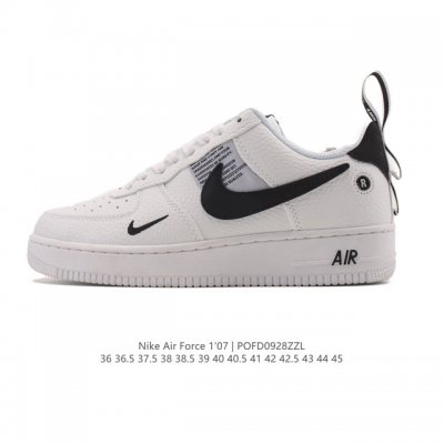 耐克 Nike Air Force 1 '07 空军一号含气垫 小白鞋 低帮百搭厚底增高休闲运动板鞋。柔软、弹性十足的缓震性能和出色的中底设计，横跨复古与现代的
