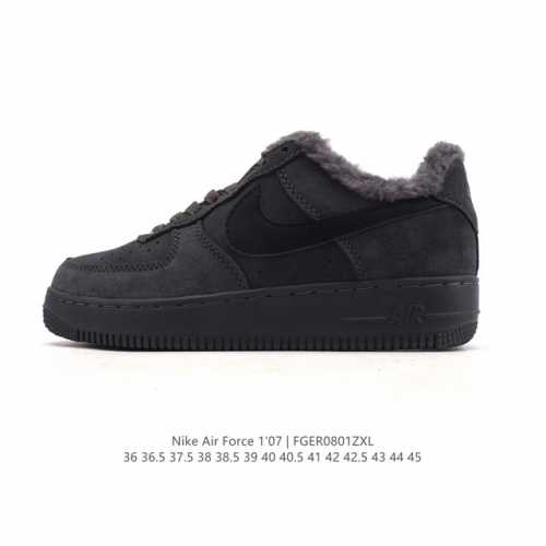 耐克 Nike Air Force 1 '07 Low 空军一号含气垫 小白鞋 秋冬新款 加绒加厚 低帮百搭厚底增高休闲运动板鞋。柔软、弹性十足的缓震性能和出色