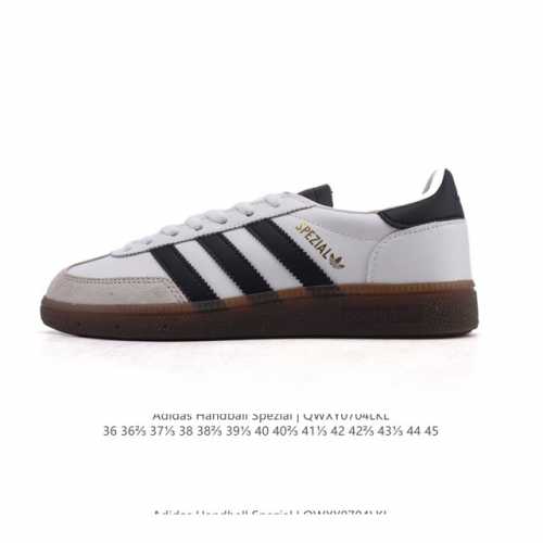 性价比版本 阿迪达斯 Adidas Handball Spezial 低帮三叶草学院风复古休闲板鞋 德训鞋 橡胶底柔软皮革经典运动鞋板鞋。圆头、缝合拼接设计、正