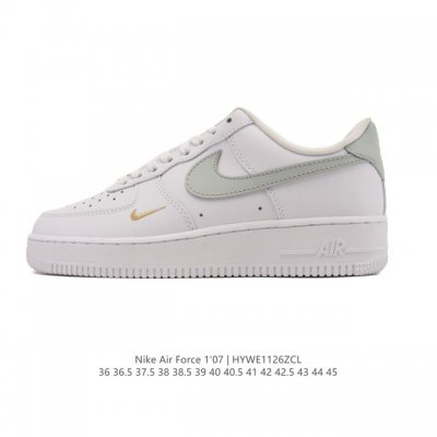 耐克 Nike Air Force 1 '07 Low 空军一号含气垫 低帮小白鞋 百搭厚底增高休闲运动板鞋。柔软、弹性十足的缓震性能和出色的中底设计，横跨复古