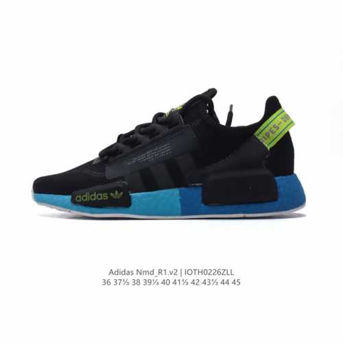 阿迪达斯Adidas Nmd_R1V2 二代3M反光弹力针织面 缓震男女士时尚舒适缓震运动鞋跑步鞋。采用时髦廓形 以抢眼外形诠释经典细节 为鞋款注入活力搭配 B