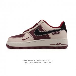 真标 耐克 Nike Air Force 1 '07 Low 空军一号含气垫 小白鞋 低帮百搭厚底增高休闲运动板鞋。柔软、弹性十足的缓震性能和出色的中底设计，横
