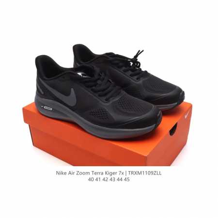 耐克 男鞋飞马 登月7代 ZOOM WINFLO 7X 登月系列训练跑步鞋 缓震增高休闲运动跑步鞋大爆款旅游出行必入跑鞋！科技含量顶呱呱。1. 非凡舒适。鞋舌和 - 点击图像关闭
