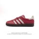 公司级 阿迪达斯 Adidas Originals Gazelle Indoor 复古三叶草防滑透明橡胶板鞋经典运动鞋。这款经典鞋,忠于原版设计,缀撞色三条纹和